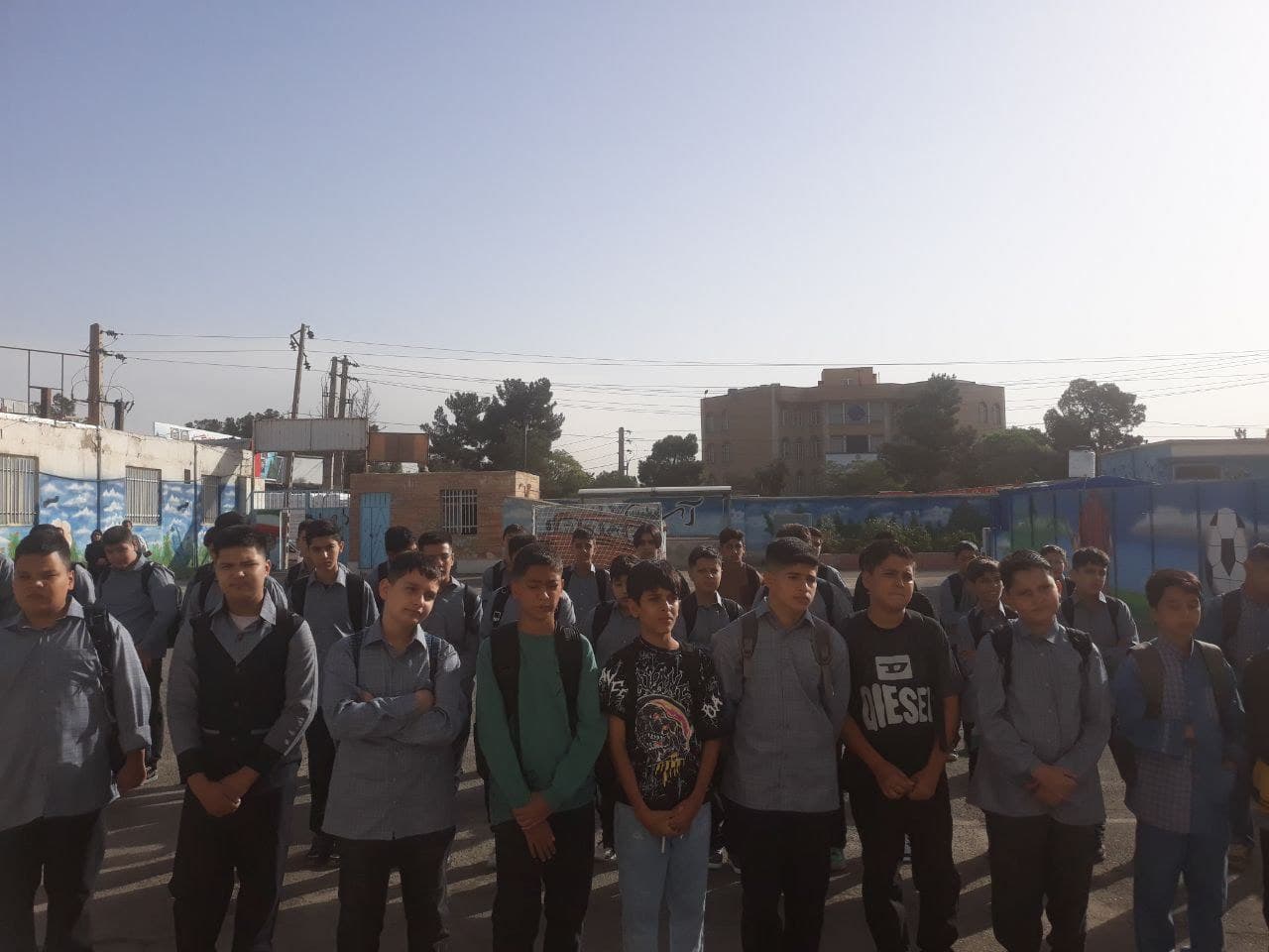 دبیرستان دوره اول پسرانه پویای دانش شعبه 3